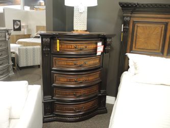 Manor Row Carnegie Manor 5 Drawer Chest - Dark Espresso With Cinnamon Burl Wood Drawer Fronts | Dresser | Tallboy