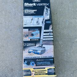 Shark Vertex Cordless Stick Vacuum with Duo Clean PowerFins - Brand New In Box