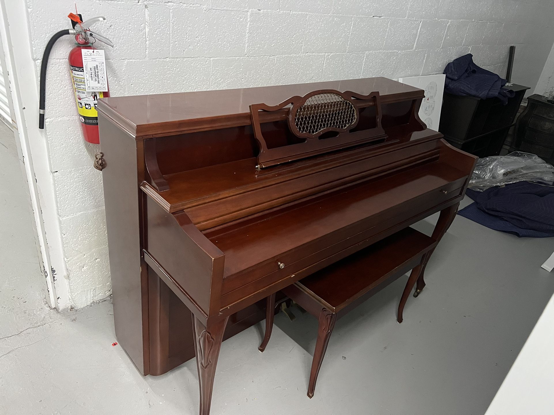 Mason & Risch Limited Upright Console Piano