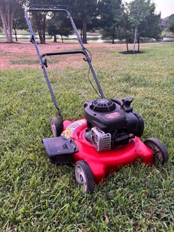 Yard Machines 20" Gas Push Lawn Mower