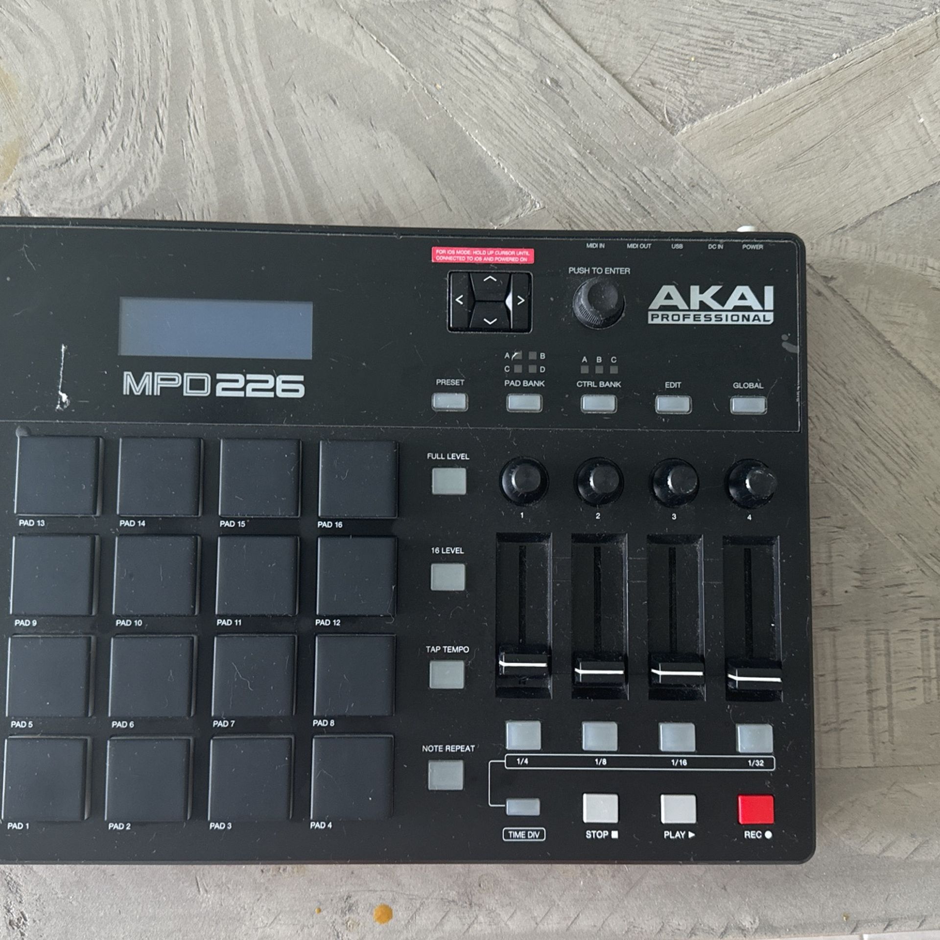 Akai MPD226 Sound Board
