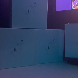 AirPod Pros 2 (bulk Or Singles) Lmk  In Ingleside 