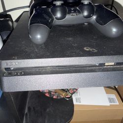 PlayStation 4 with 4 controllers 