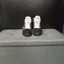 Air Jordan Retro 5 Metallic 