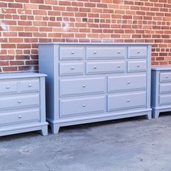 Dresser & Nightstands 