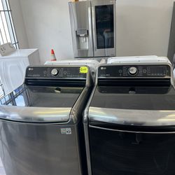 Washer And Dryer Jumbo Electric  LG