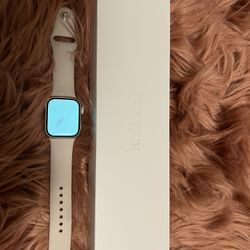 Apple Watch Series 8
