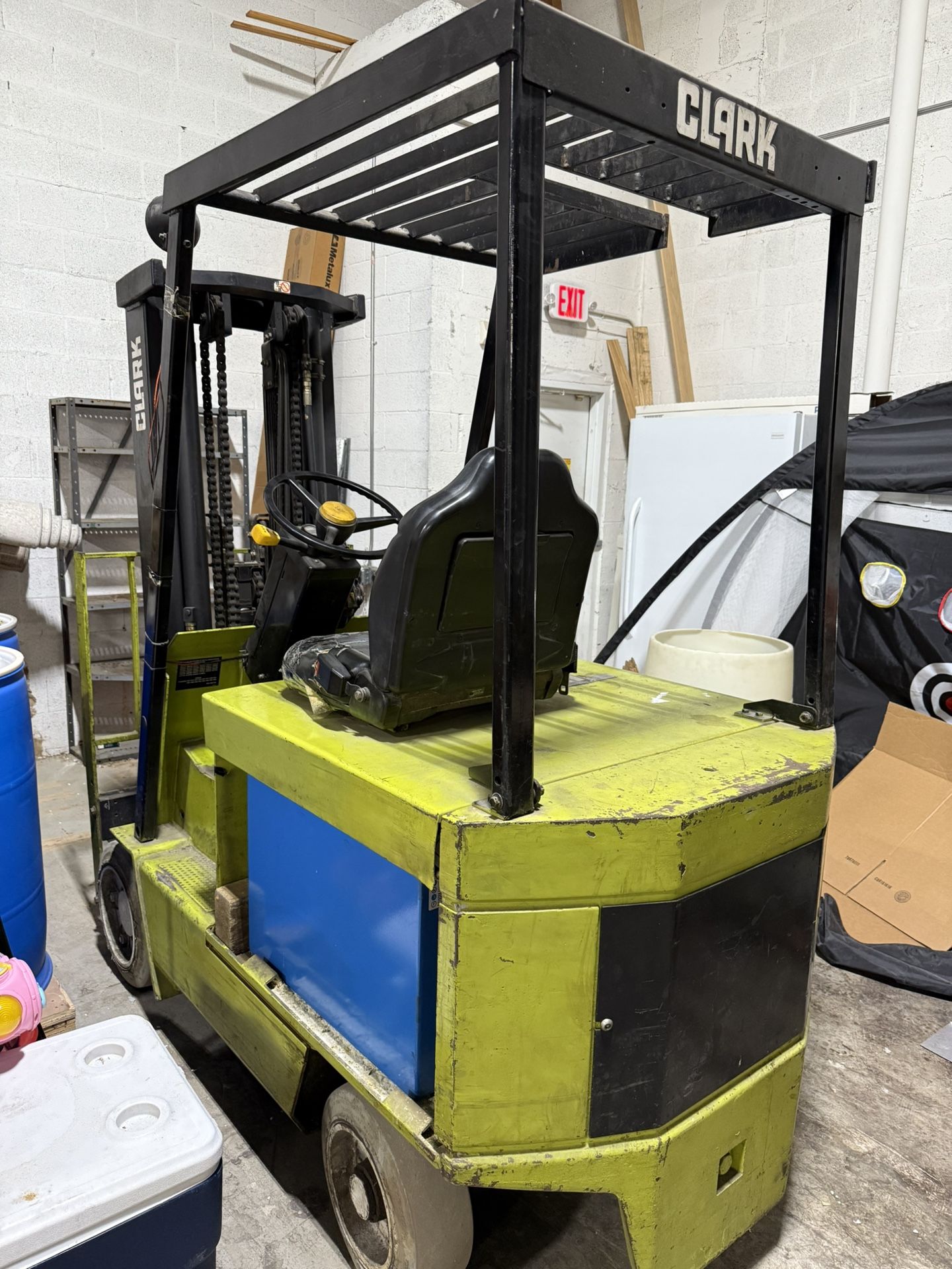 Clark forklift