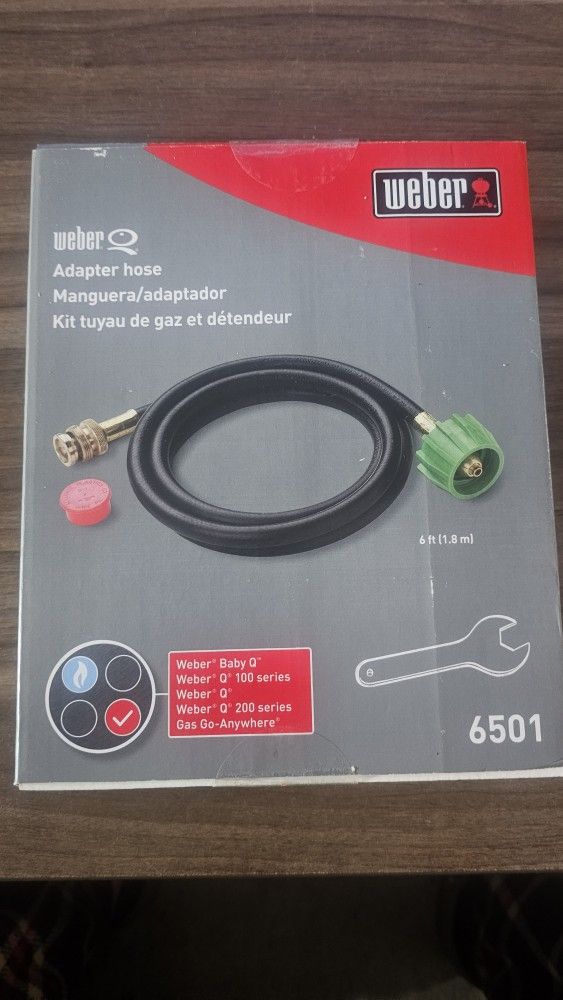 Weber 6501 6-foot adapter hose for Q-series grills. 