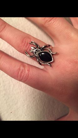 lv spider ring