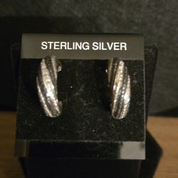 Genuine Blue/white Diamond Half Hoop Earrings 