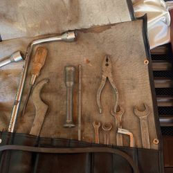 Porsche 911 early Porsche tool kit good condition