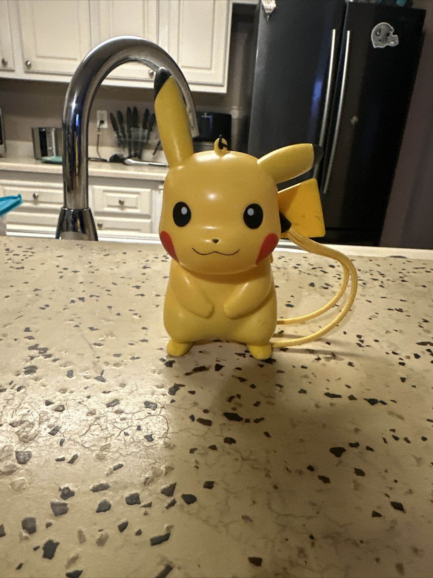 GeekNet 2016 Pikachu USB Charger Portable Battery Pack Pokemon Phone Tablet