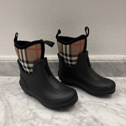 Vintage Check Neoprene and Rubber Rain Boots Size 27