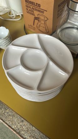 White Porcelain Fondue/sushi/raclette Plates - 12