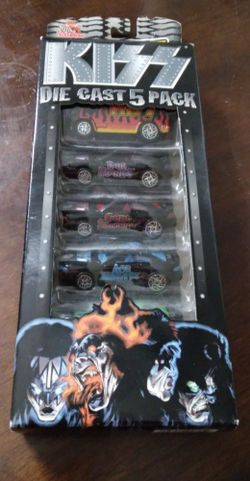 1999 Kiss Racing Champions Street Wheels 1:16 Scale Die-cast