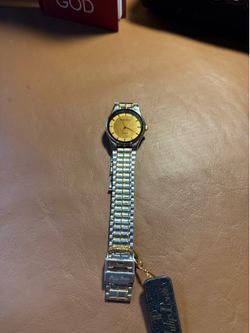 Philip Persio Two-Tone Quartz Dress Watch – Gold Dial – New with Original Tag – Running