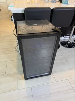 Glass Door Beverage Refrigerator NEW