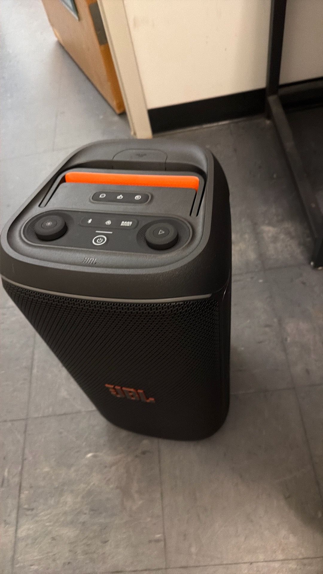 JBL party box 120