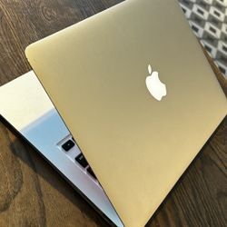 Apple MacBook Air 13” Core i5 processor 4GB RAM 256GB SSD STORAGE DRIVE $175 