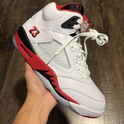 Jordan 5 Fire Red