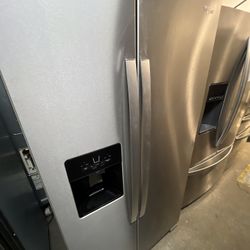 Whirlpool Refrigerator 26cf 