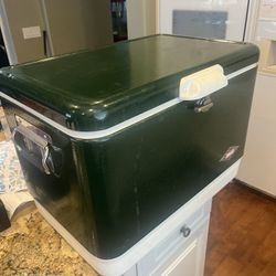 Coleman Steel Belted Cooler. NICE