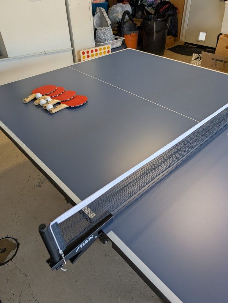 Stiga Ping Pong Table Like New