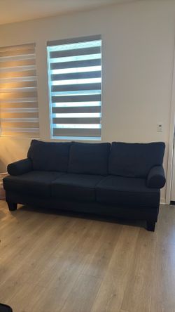 Navy blue couch set!