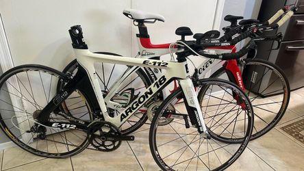 Argon 18E-112 & Wilier Cento1 Triathlon Bikes