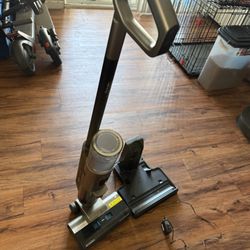 Hardwood Floor Vacuum