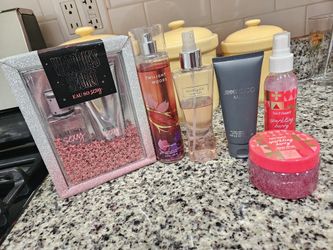 Lot of Perfumes & Lotions