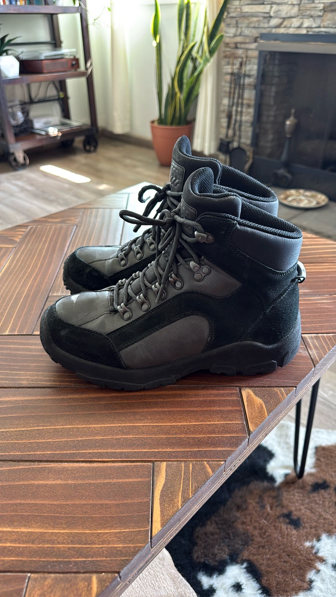 Men’s Waterproof Boots