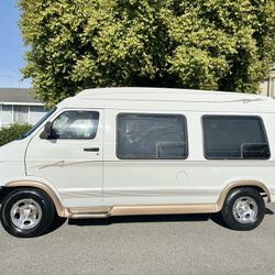 1999 Dodge Camper Van