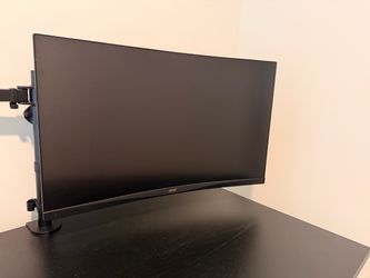 Acer Curved 34” Monitor with built in speaker