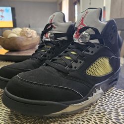 Air Jordan 5 Retro Black Metallic New Conditions 
