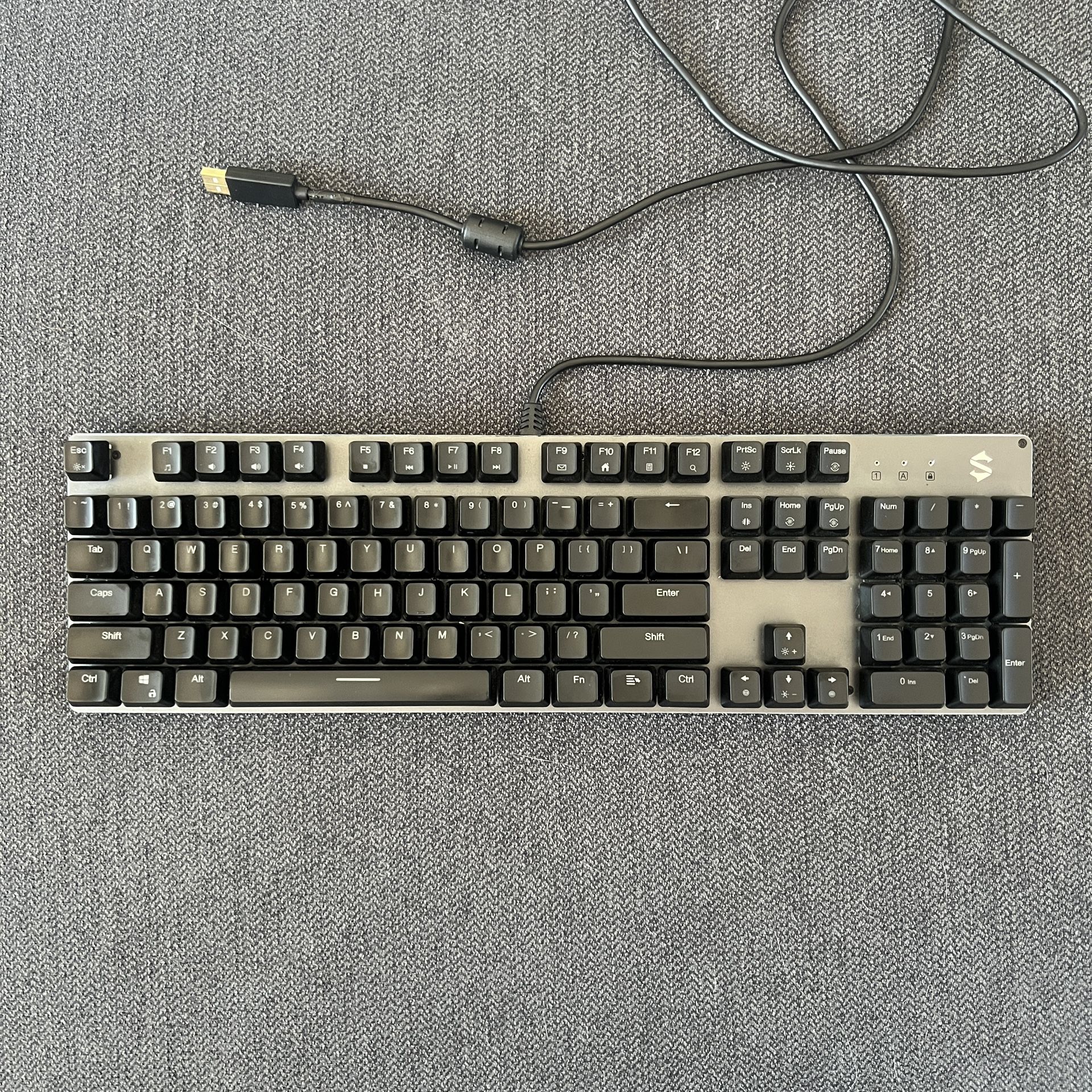 Black Shark RGB mechanical gaming keyboard (Blue Switches)