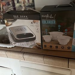 Electric Sandwich Maker And Strainer 