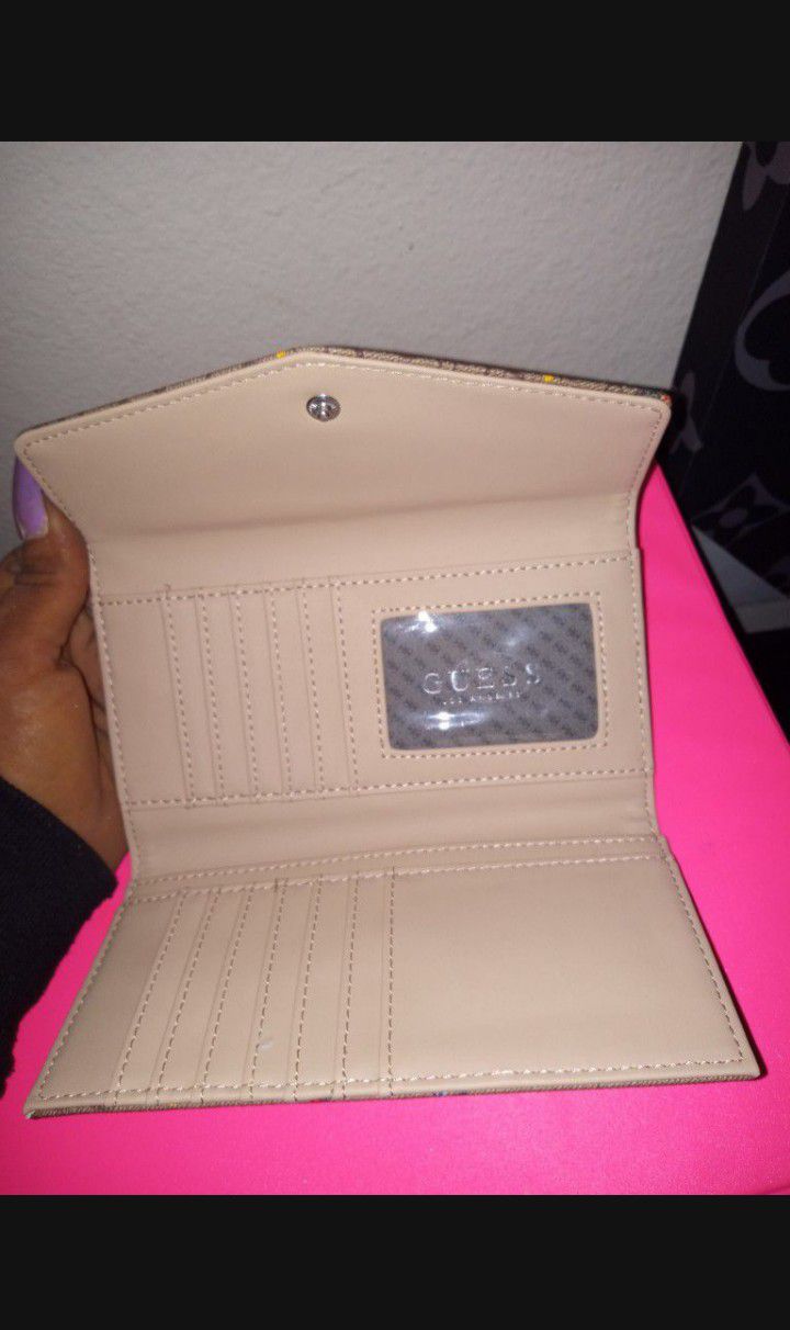 Brand New Cute Wallet Serious Inquiries Only for Sale in Cajon, - OfferUp