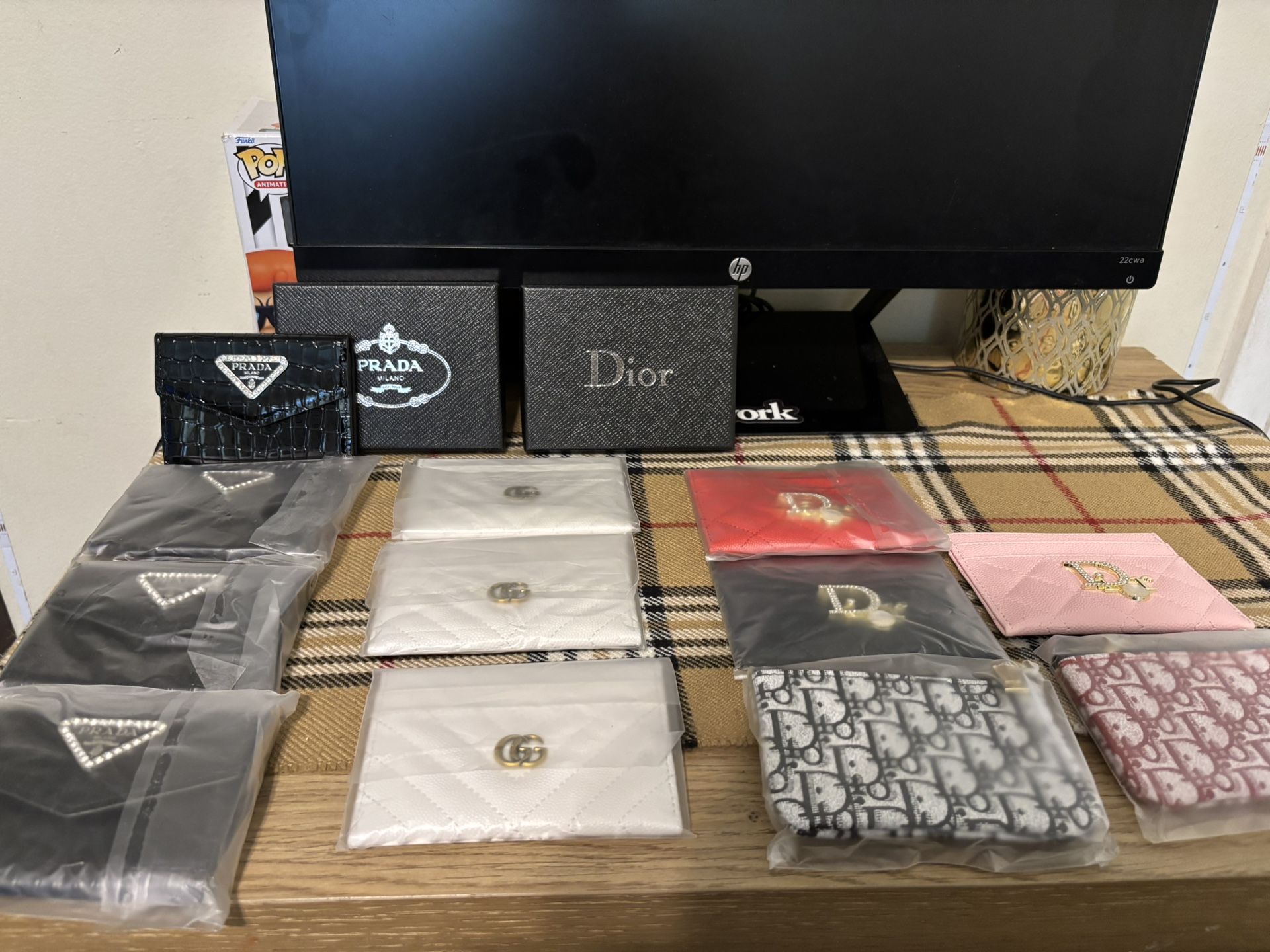 β¨ Luxury Wallets β Dior, Prada, Gucci