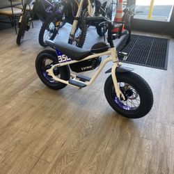 GC STRIKE Big Boy 350W 36V (19mph/30miles battery). 180 lbs max.