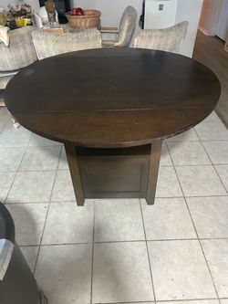 Round Dining  Table with Pedestal Storage
