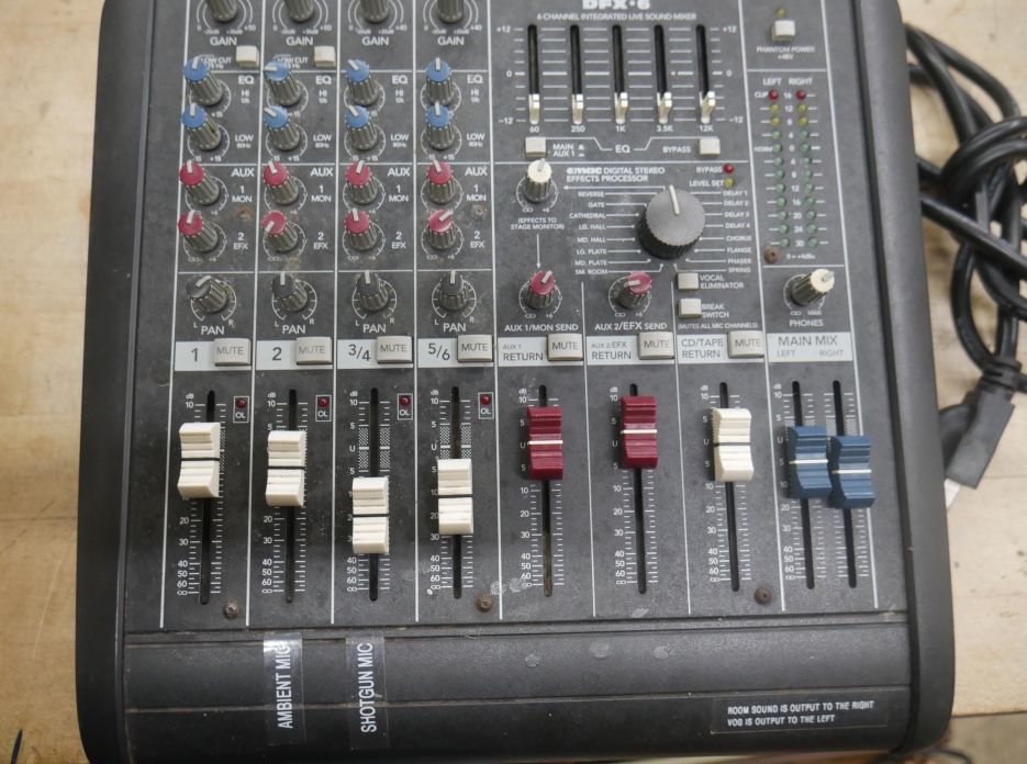 MACKIE MIXER DFX6 PRE OWNED 880947-1 