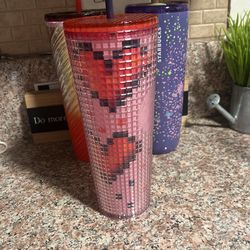STARBUCKS CUPS