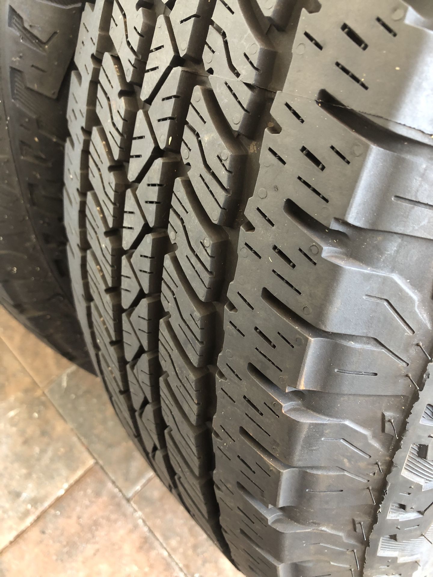 (2) Bridgestone Dueler 245/75/17 year 2021