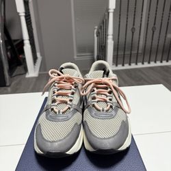 Dior B22 Size 11 