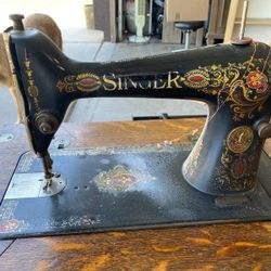 1916 Singer pedal sewing machine

