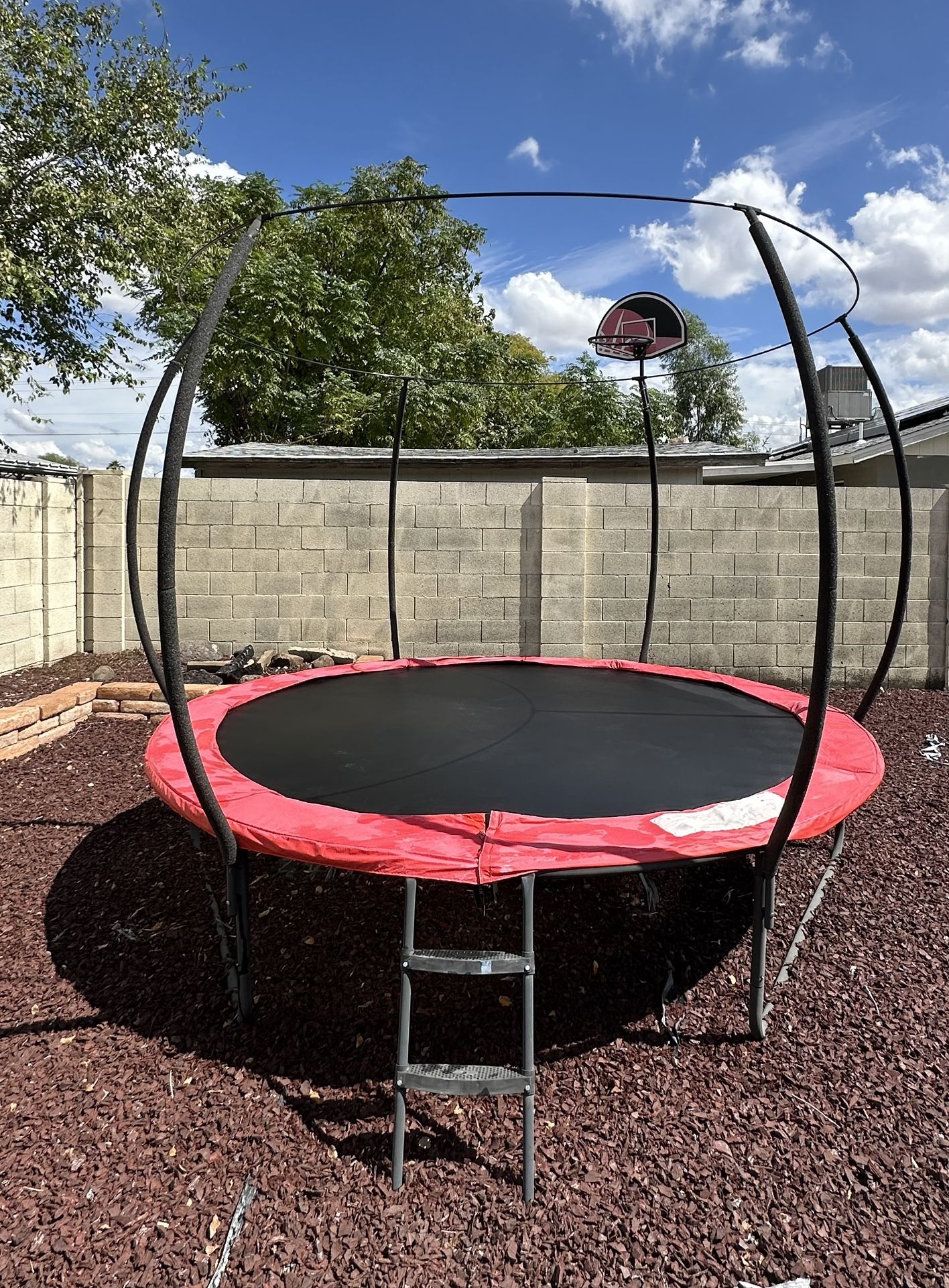 Trampoline