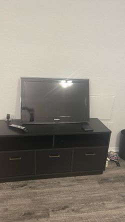 32 inch tv and stand