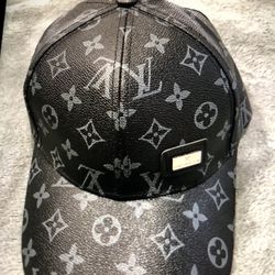 Black Baseball Cap